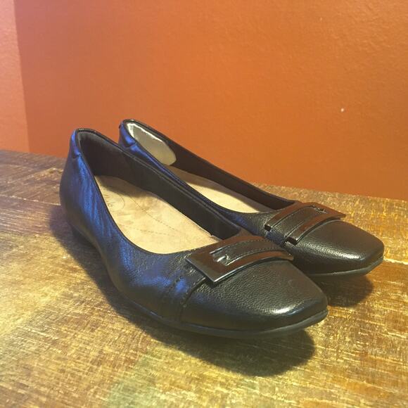 Clarks Candra Glow Ballet Flat Shoes Womens 7 Black Buckle Classic Normcore - Picture 2 of 9